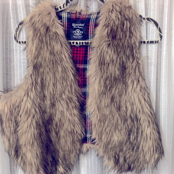 Bluenotes Faux Fur Vest - Picture 2 of 3